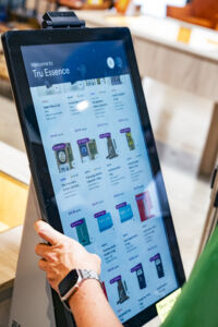 2008-025-ph-truessence-opening-0752